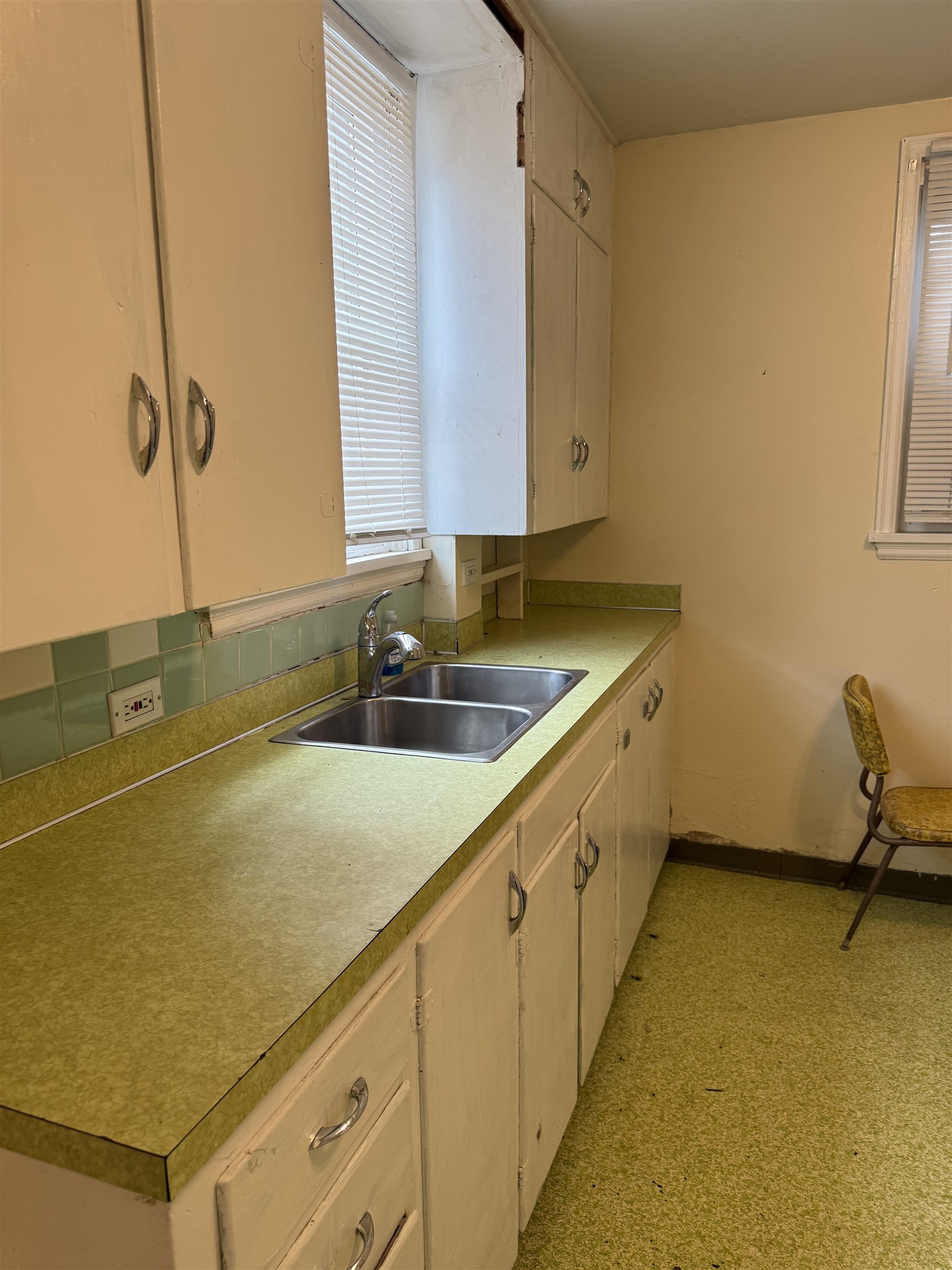 205 East G Street Casper, WY 82601 - Photo 5 of 13