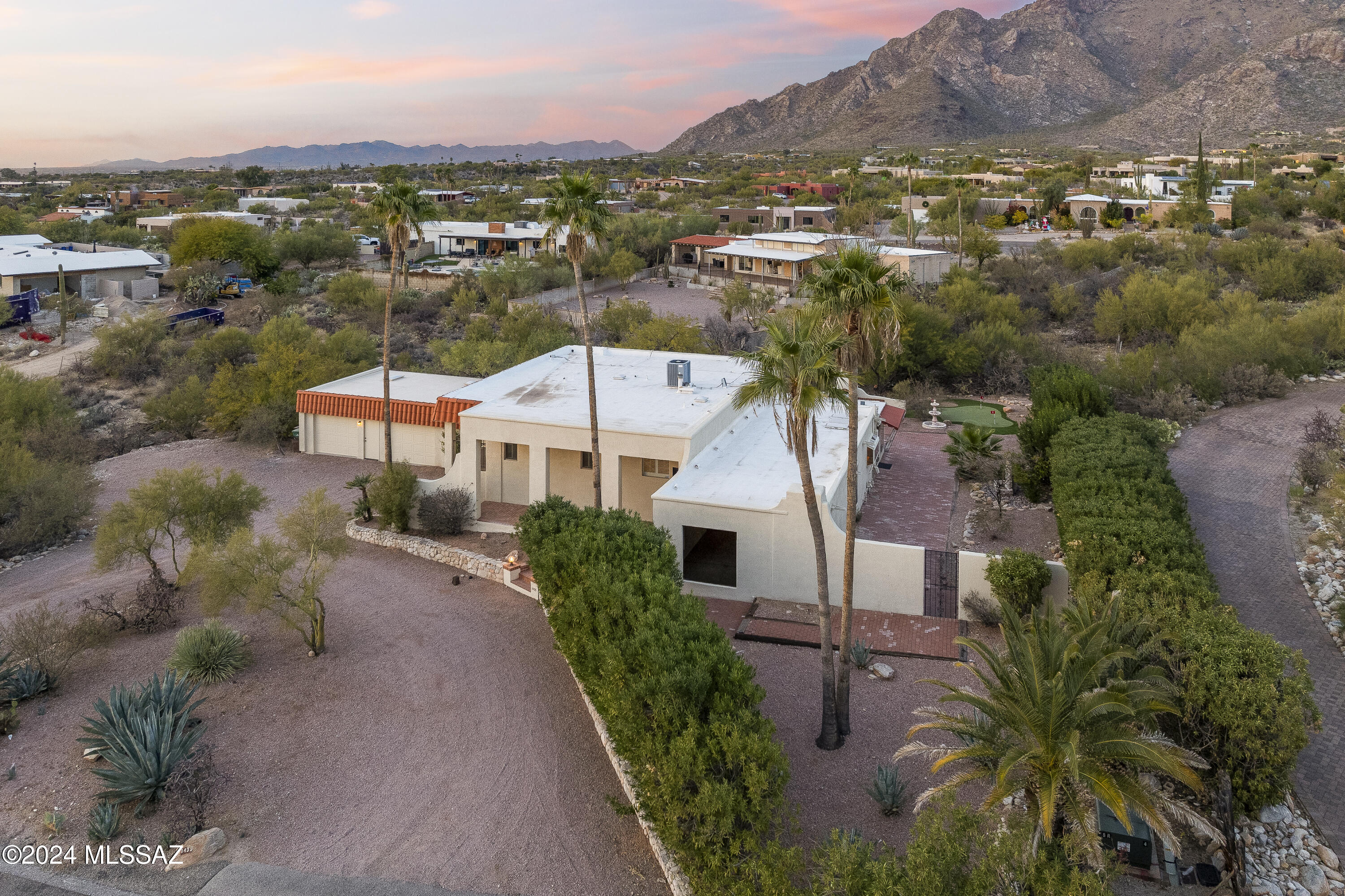 1435 East Indian Wells Road Tucson, AZ 85718 - Photo 47 of 49