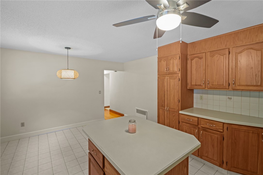 2 North Capalbo Drive Westerly, RI 02808 - Photo 12 of 34