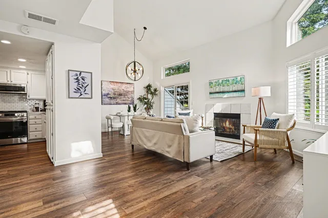 $785,000 | 1745 Tice Valley Boulevard, Walnut Creek, CA 94595