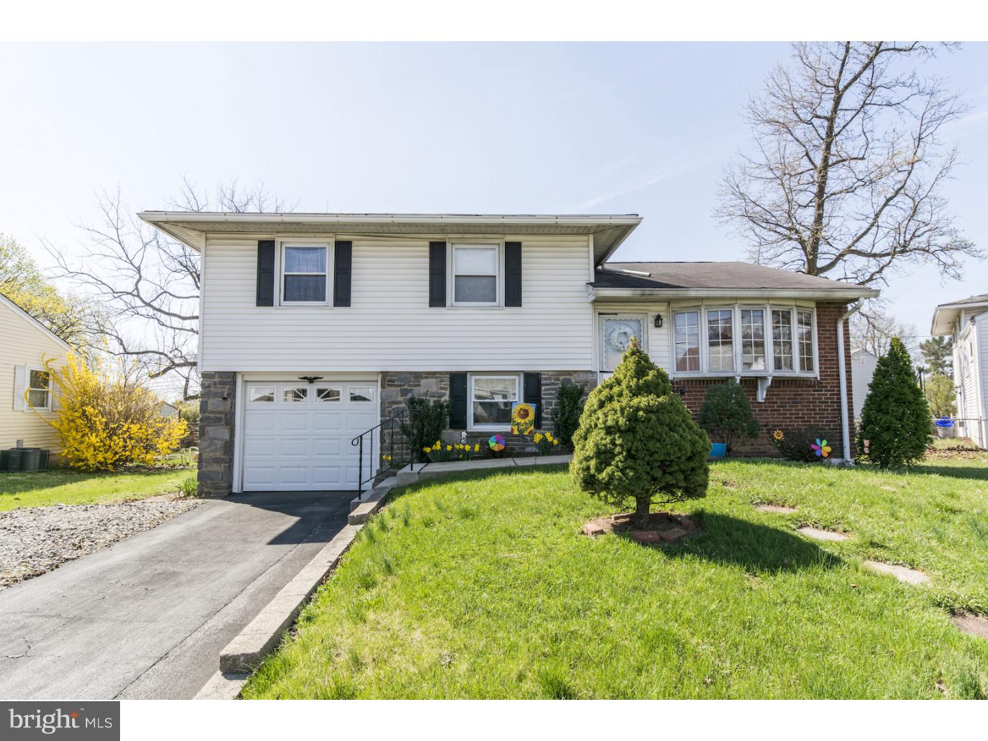 1206 Providence Road Secane, PA 19018 - Photo 3 of 21 a view of a house with backyard and garden