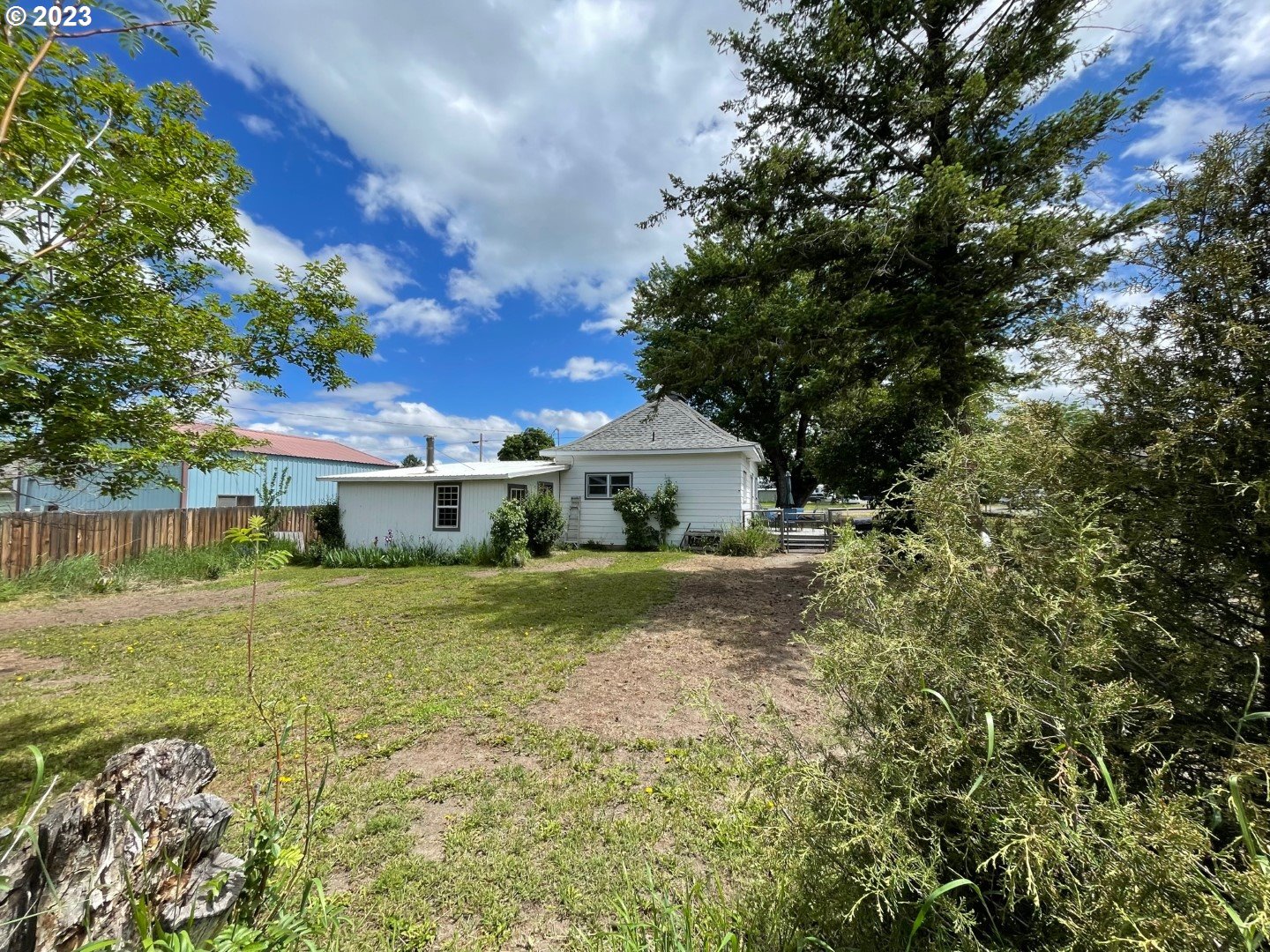 809 South Lake Street Joseph, OR 97846 - Photo 32 of 38 a view of a house with a yard
