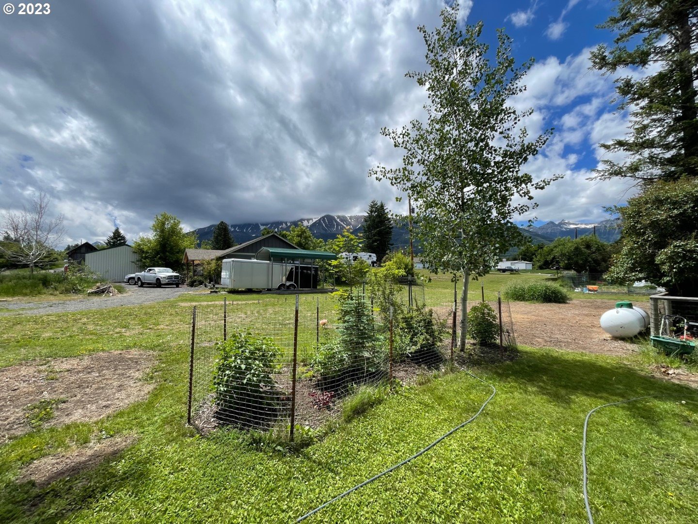 809 South Lake Street Joseph, OR 97846 - Photo 4 of 38 a view of a garden with an outdoor space