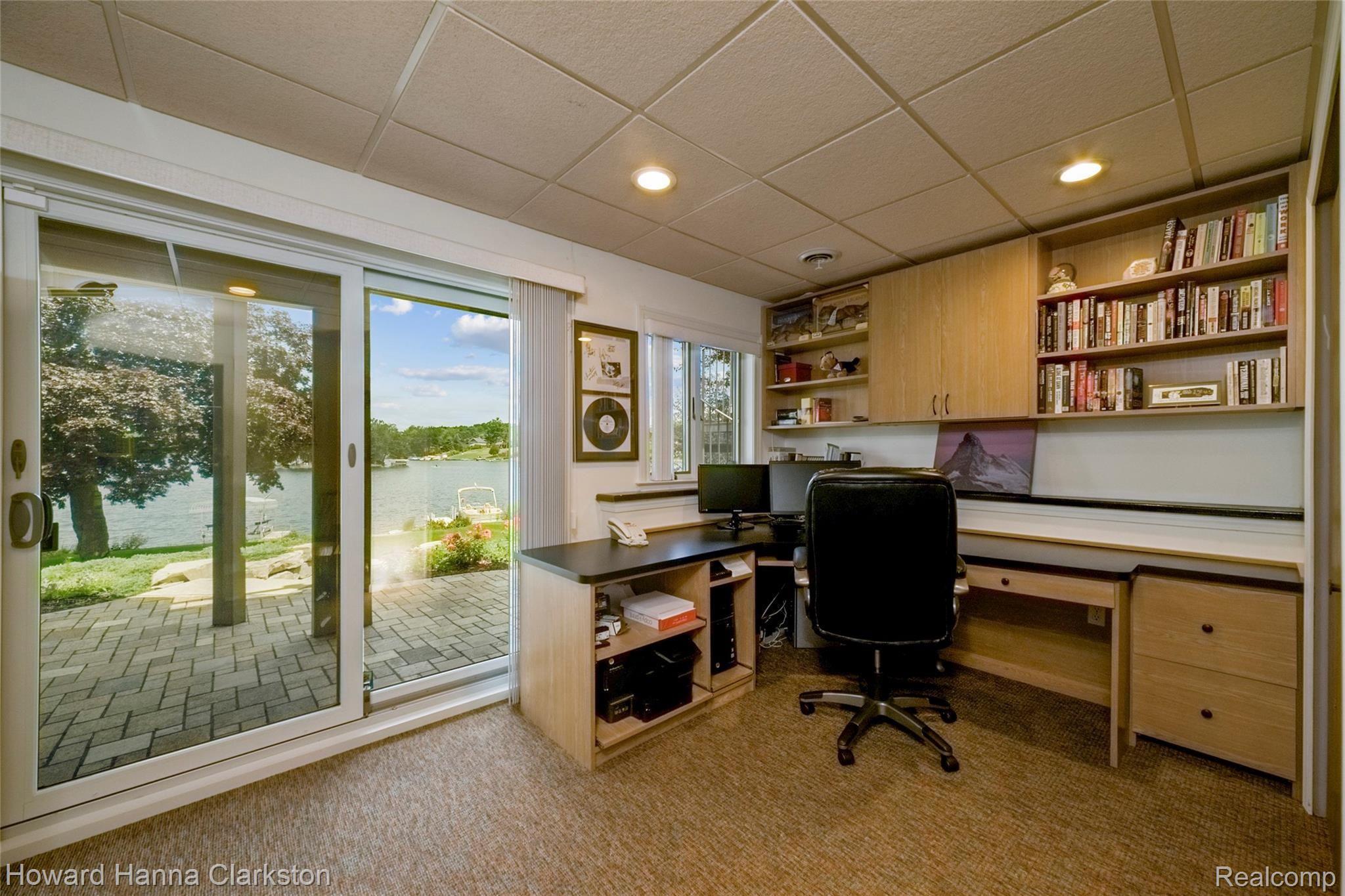 10058 King Road Davisburg, MI 48350 - Photo 34 of 54 035-photo-office-8468970.jpg