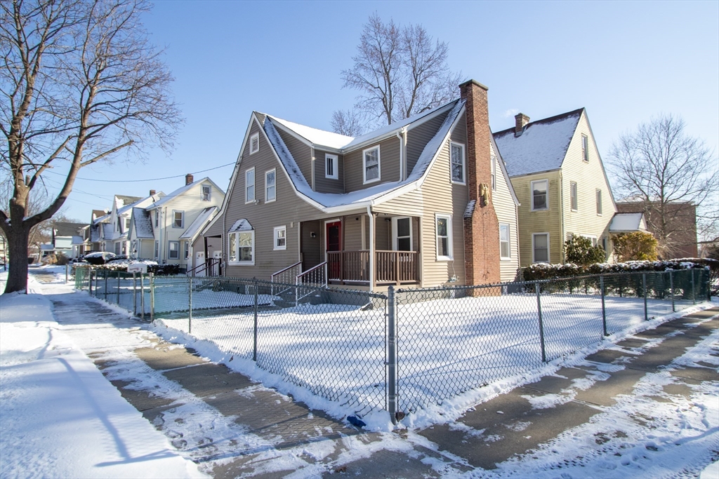 3 Mortimer Street Springfield, MA 01109 - Photo 1 of 34 Gallery Image 1