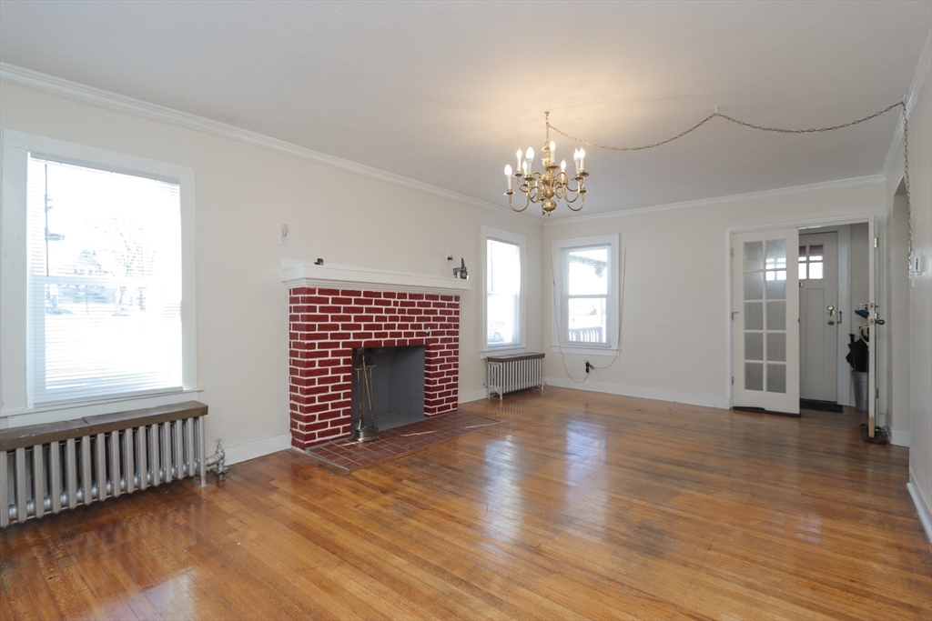 3 Mortimer Street Springfield, MA 01109 - Photo 6 of 34 Gallery Image 6