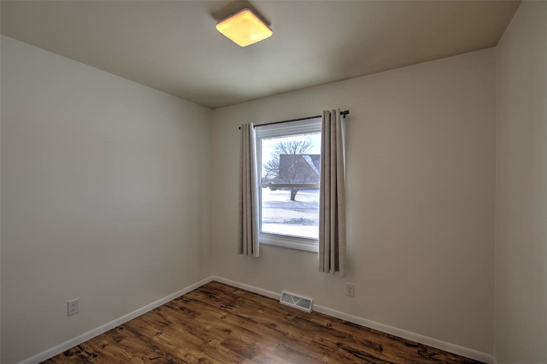 110 Manchester Drive Decatur, IL 62526 - Photo 17 of 25 Gallery Image 17