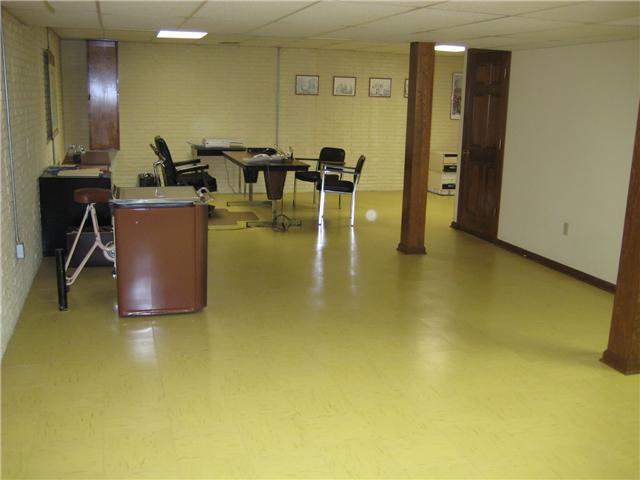 622 Indian Mound Road Columbus, OH 43213 - Photo 13 of 18 Gallery Image 13