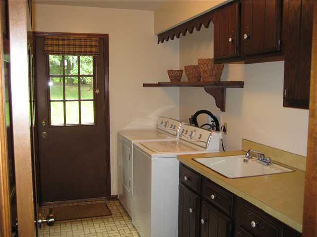 622 Indian Mound Road Columbus, OH 43213 - Photo 7 of 18 Gallery Image 7