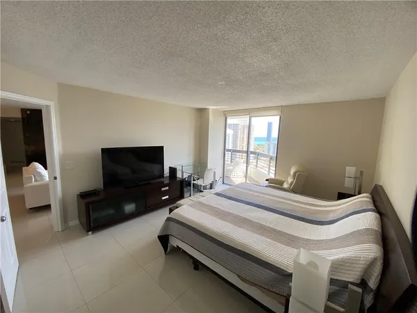 $3,900 | 3500 Mystic Pointe Drive, Unit 2607, Aventura, FL 33180