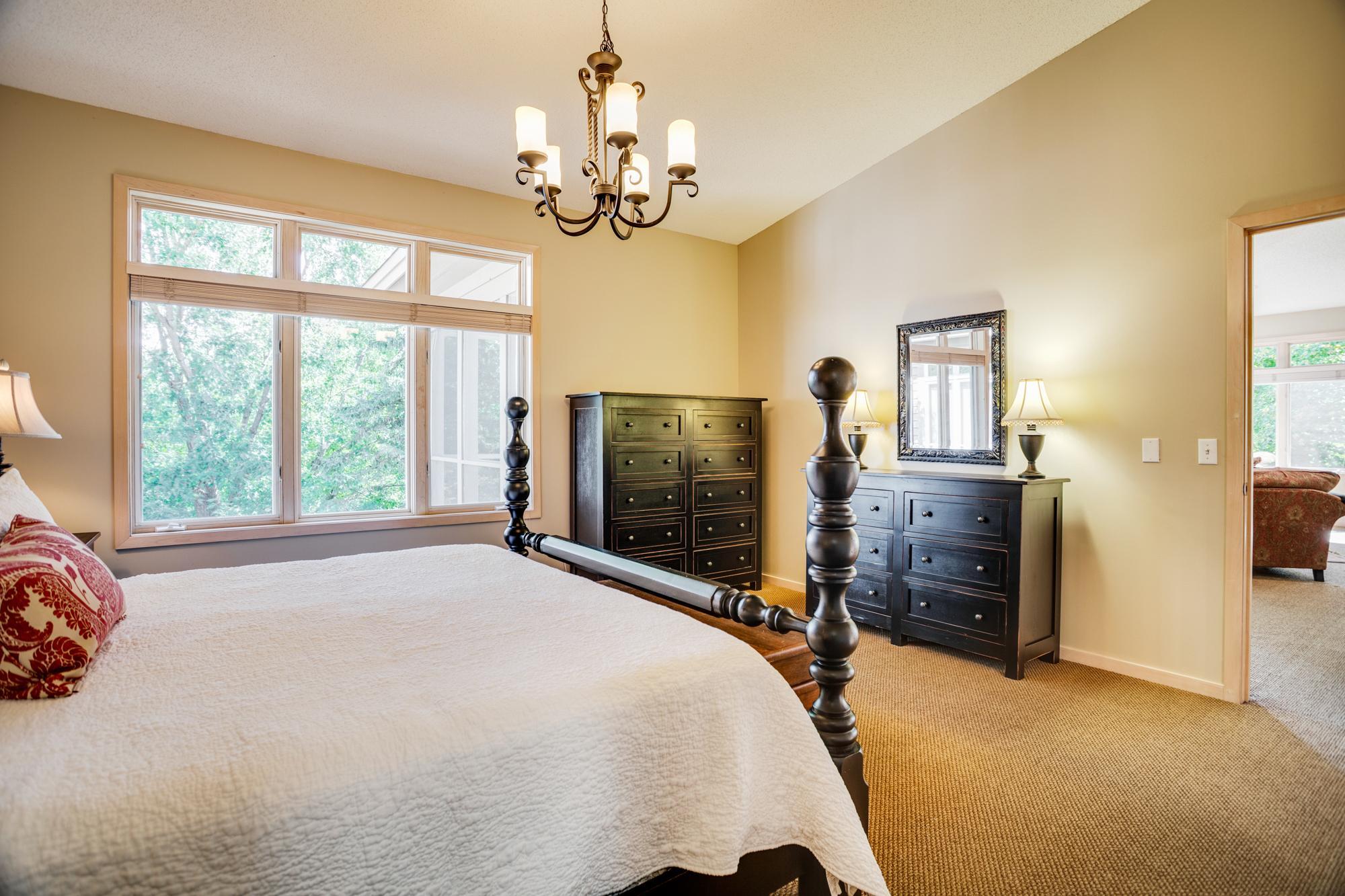 7089 Crowne Oak Road Eden Prairie, MN 55344 - Photo 25 of 58 Gallery Image 25