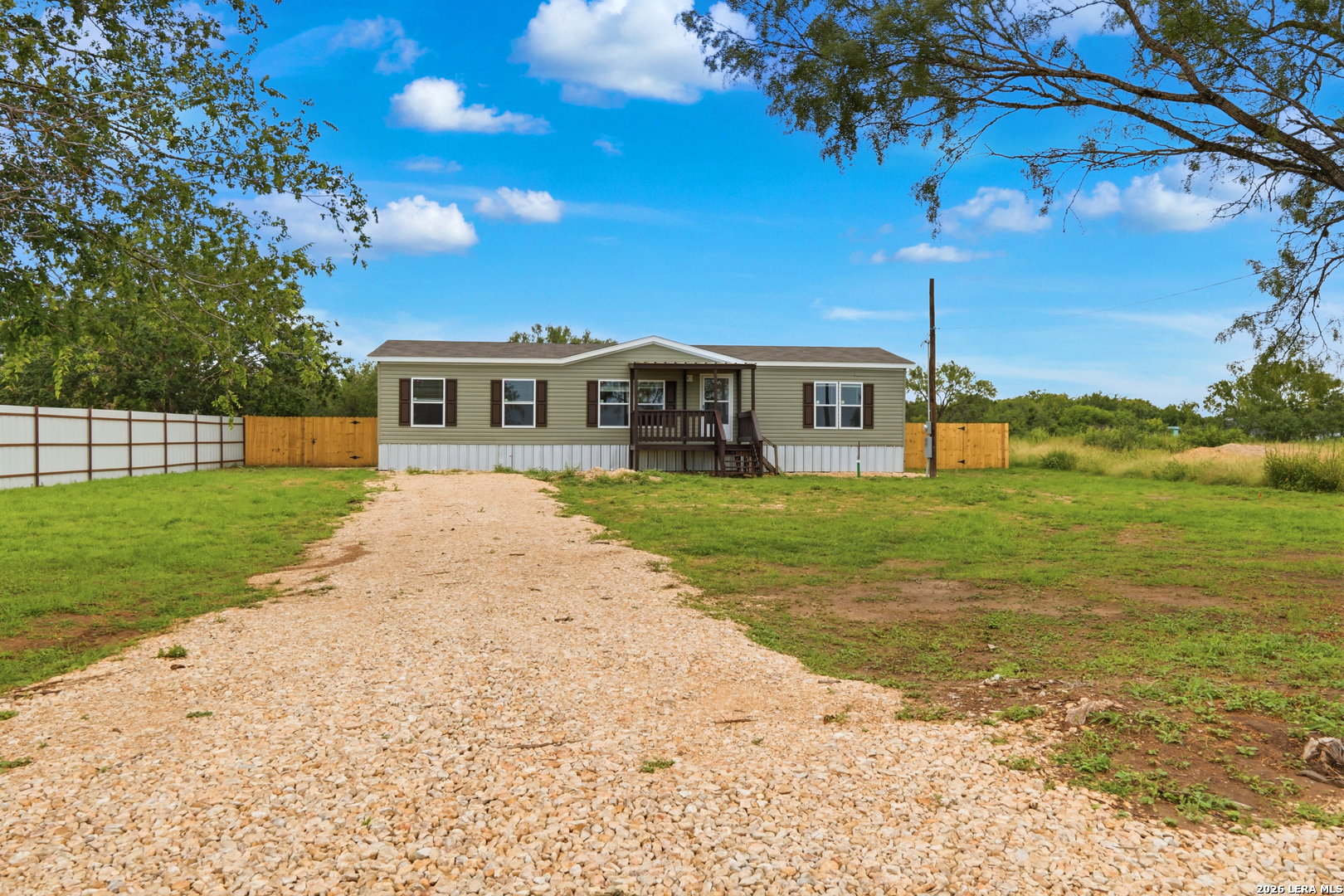 11859 Jarratt Road Atascosa, TX 78002 - Photo 2 of 22