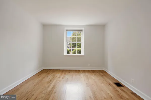 $2,600 | 3028 South Abingdon Street, Unit A1, Arlington, VA 22206