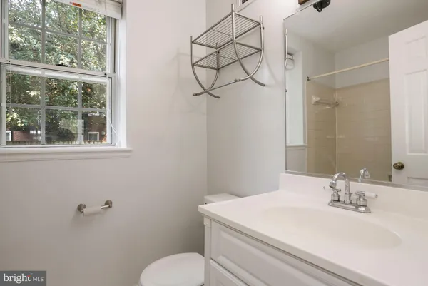 $2,600 | 3028 South Abingdon Street, Unit A1, Arlington, VA 22206