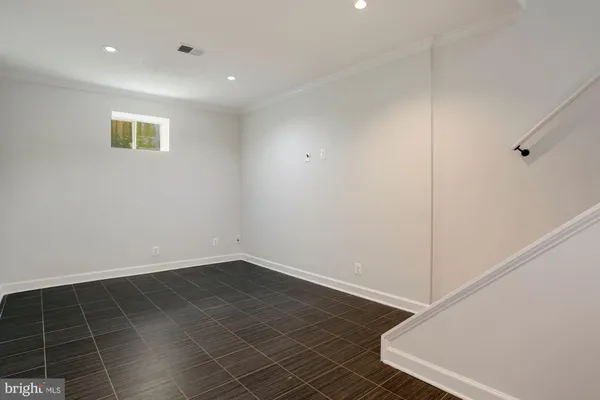 $2,600 | 3028 South Abingdon Street, Unit A1, Arlington, VA 22206