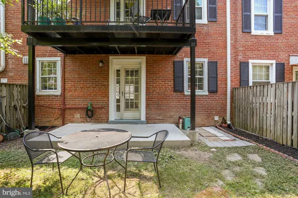 $2,600 | 3028 South Abingdon Street, Unit A1, Arlington, VA 22206