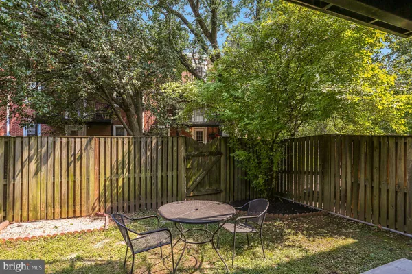 $2,600 | 3028 South Abingdon Street, Unit A1, Arlington, VA 22206