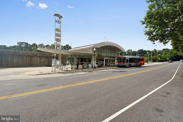 $2,600 | 3028 South Abingdon Street, Unit A1, Arlington, VA 22206