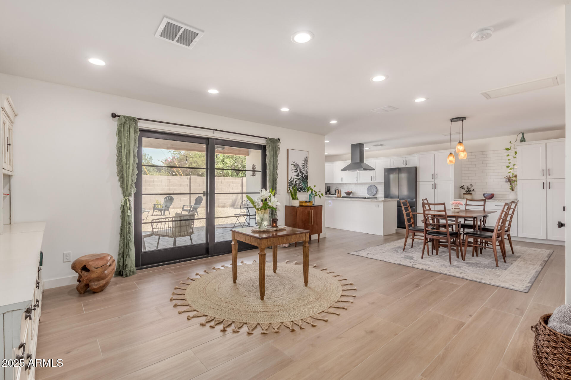 226 East McKinley Street Tempe, AZ 85288 - Photo 35 of 36 a living room with furniture and a table