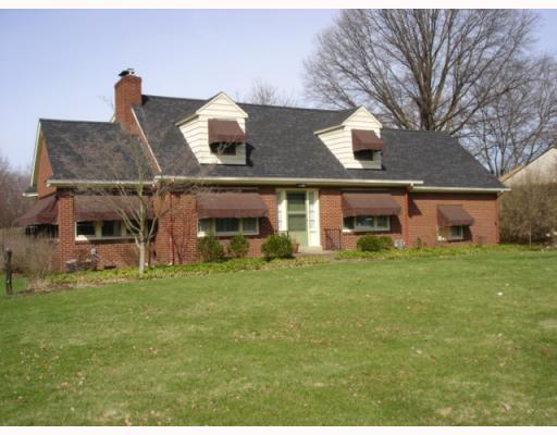 347 Ashton Road Sharon, PA 16146 - Photo 1 of 8 Exterior Front.