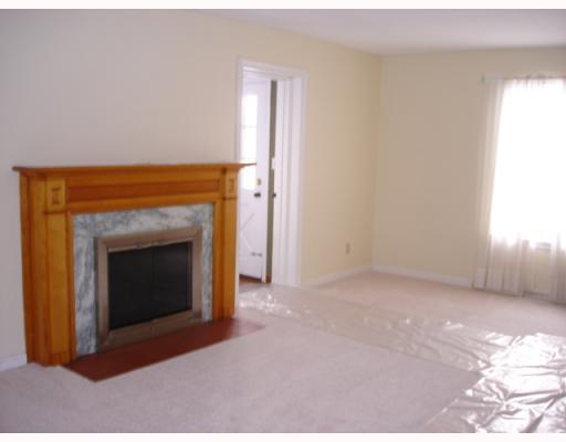 347 Ashton Road Sharon, PA 16146 - Photo 2 of 8 Living Room.