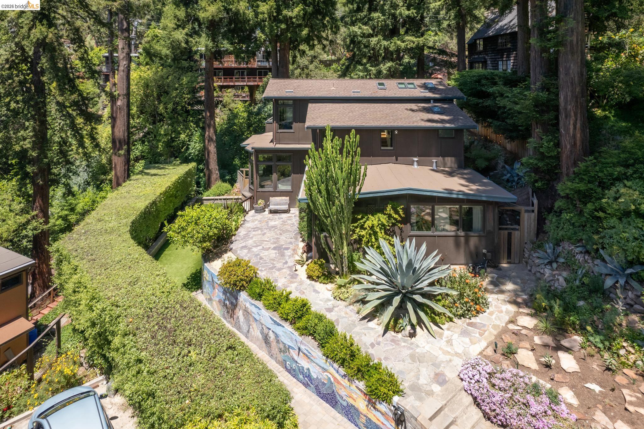 1196 Keith Avenue Berkeley, CA 94708 - Photo 4 of 71