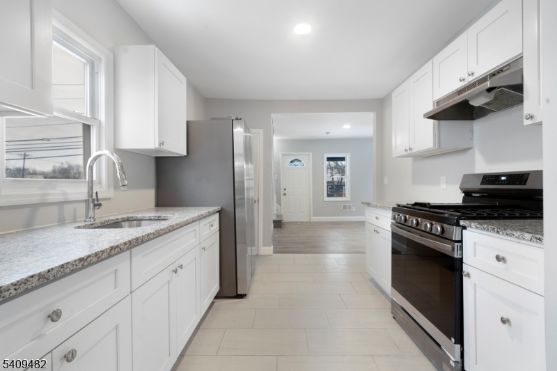 406 Burnt Mill Road Cherry Hill, NJ 08003 - Photo 14 of 32