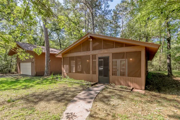 $139,900 | 28633 Shawnee Court, Point Blank, TX 77364