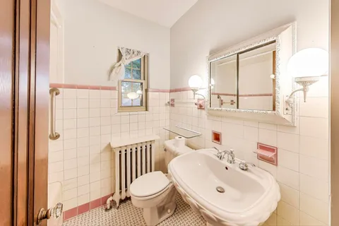 $849,000 | 835 Yale Lane, Highland Park, IL 60035