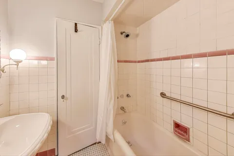 $849,000 | 835 Yale Lane, Highland Park, IL 60035