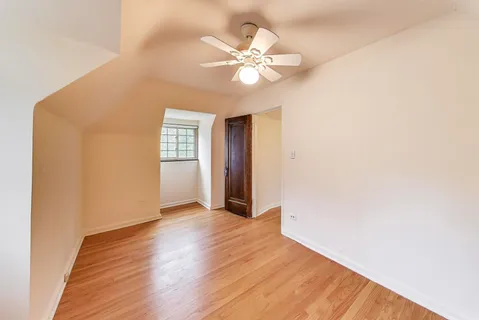 $849,000 | 835 Yale Lane, Highland Park, IL 60035