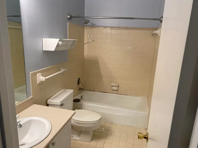 $1,500 | 5696 Quince Road, Unit 7, Memphis, TN 38119