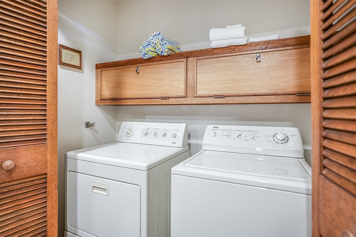 2221 Kapili Road, Unit 58 Koloa, HI 96756 - Photo 29 of 30 a utility room with dryer and washer