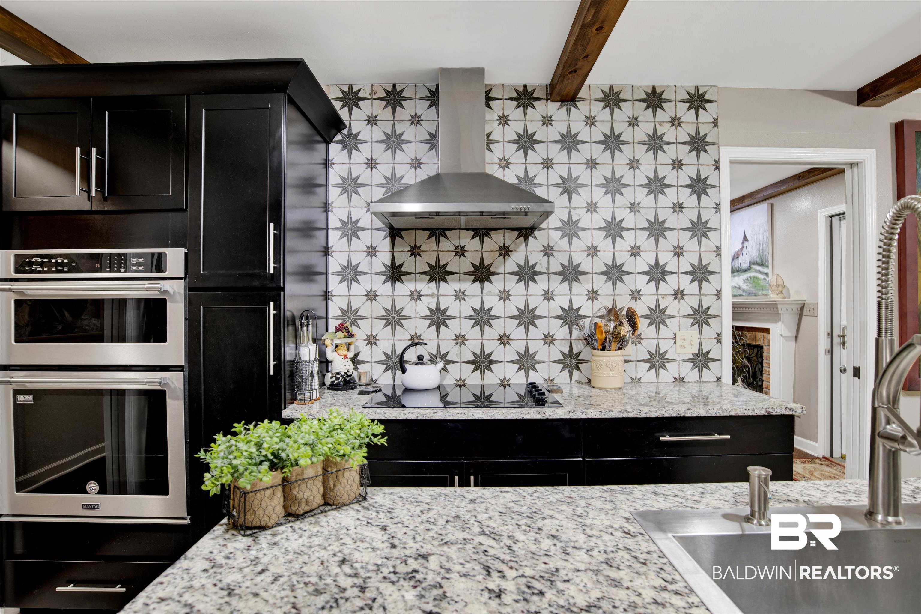822 Artillery Range Daphne, AL 36527 - Photo 17 of 48 Cooktop