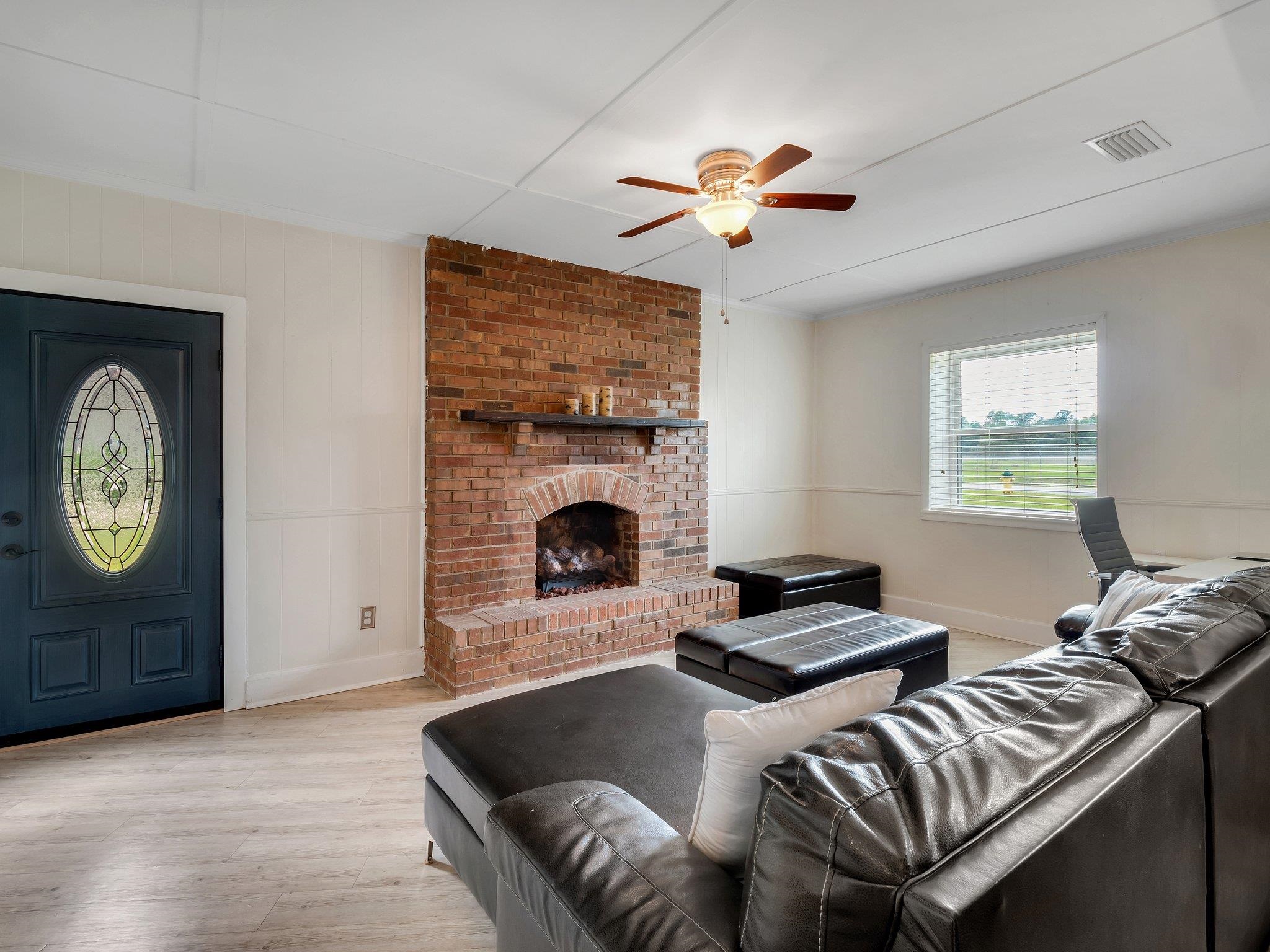 2009 Natural Bridge Road Tallahassee, FL 32305 - Photo 12 of 37 Gallery Image 12