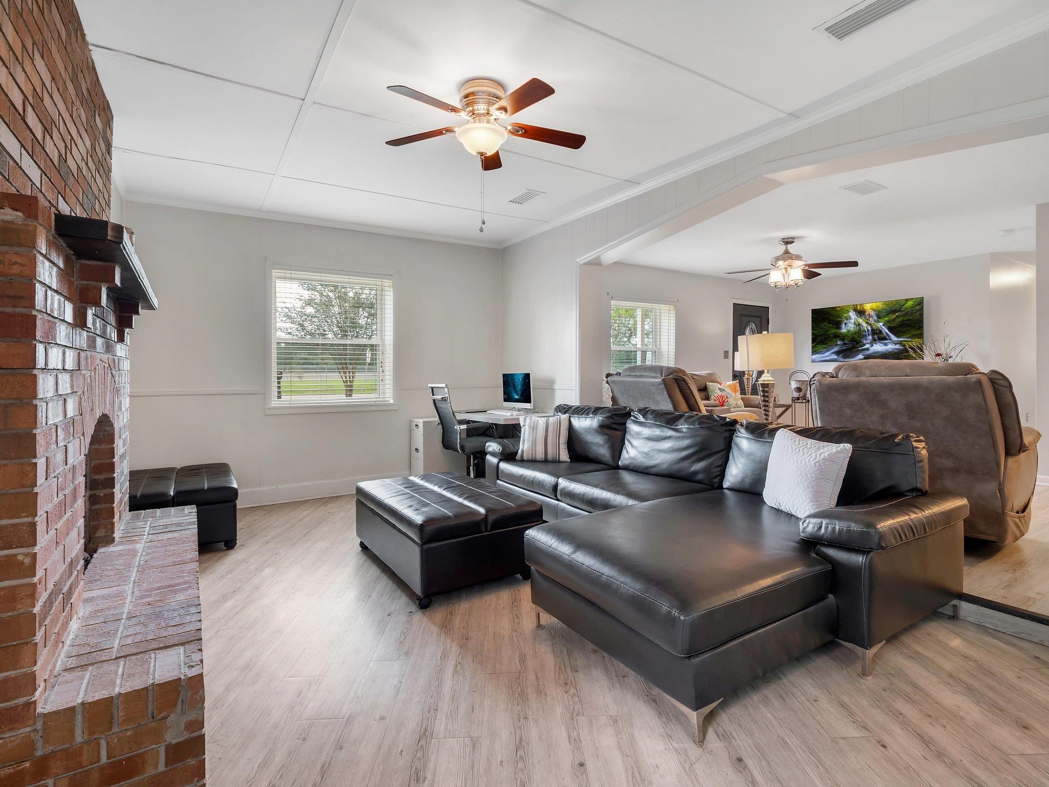 2009 Natural Bridge Road Tallahassee, FL 32305 - Photo 16 of 37 Gallery Image 16