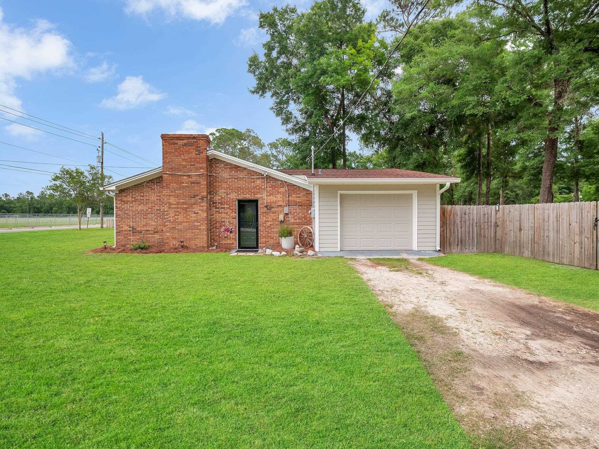 2009 Natural Bridge Road Tallahassee, FL 32305 - Photo 7 of 37 Gallery Image 7