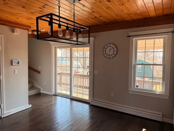$689,000 | 8 Woodwards Lane, Taunton, MA 02780