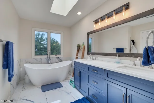 $5,250 | 40 Louis Drive, Montville, NJ 07045