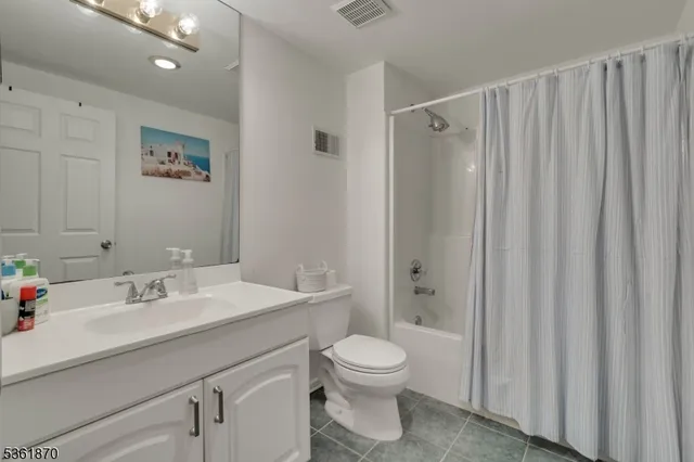 $5,250 | 40 Louis Drive, Montville, NJ 07045