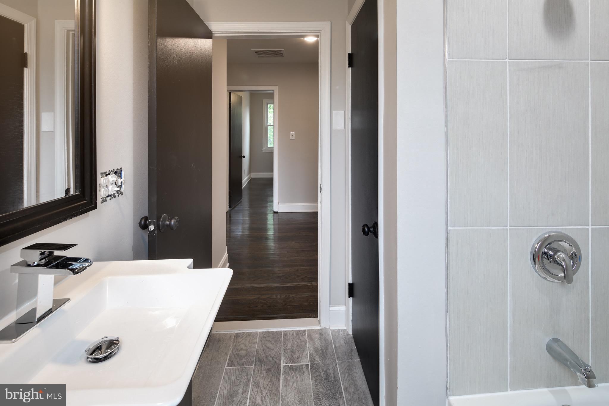 1606 Northgate Road Baltimore, MD 21218 - Photo 19 of 33