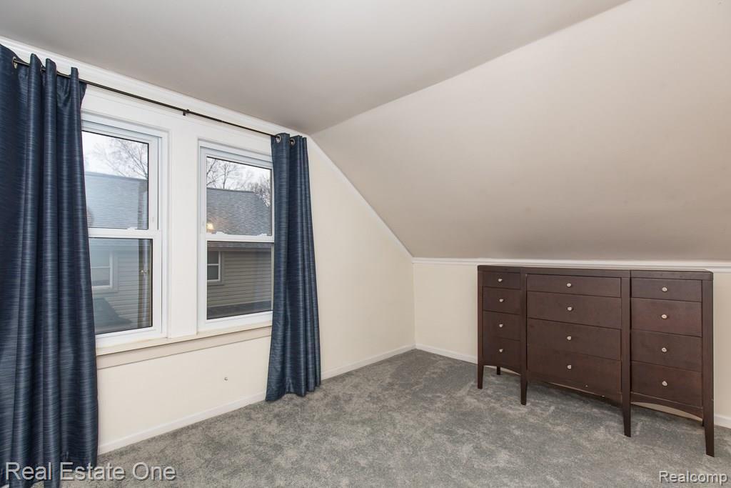 153 Terry Avenue Rochester, MI 48307 - Photo 19 of 36