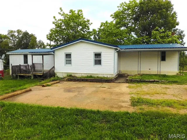 $115,000 | 100-102 Vernon Street, Unit 100 102 103 105, St. Robert, MO 65584