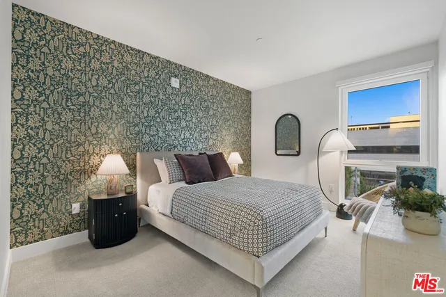 $4,195 | 250 East Broadway, Unit 538, Long Beach, CA 90802