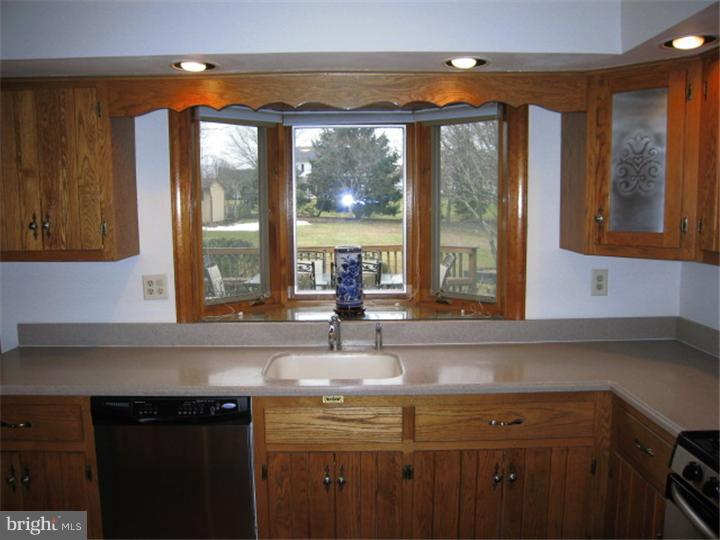 2031 Spring Valley Road Lansdale, PA 19446 - Photo 12 of 20 Kitchen