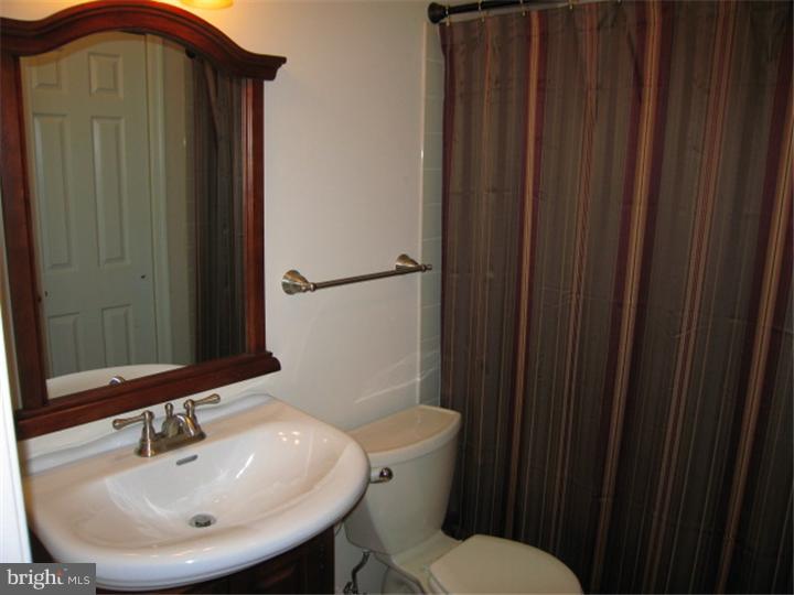 2031 Spring Valley Road Lansdale, PA 19446 - Photo 15 of 20 Bathroom