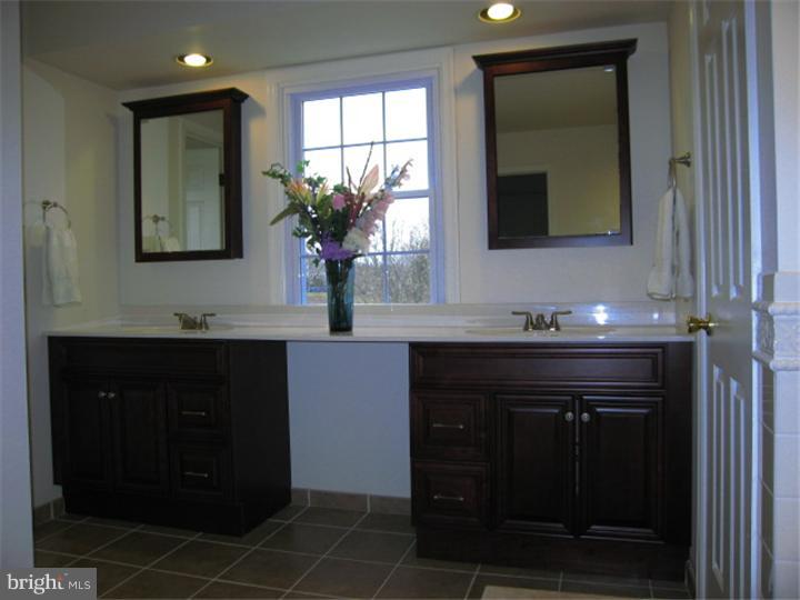 2031 Spring Valley Road Lansdale, PA 19446 - Photo 10 of 20 Master Bathroom