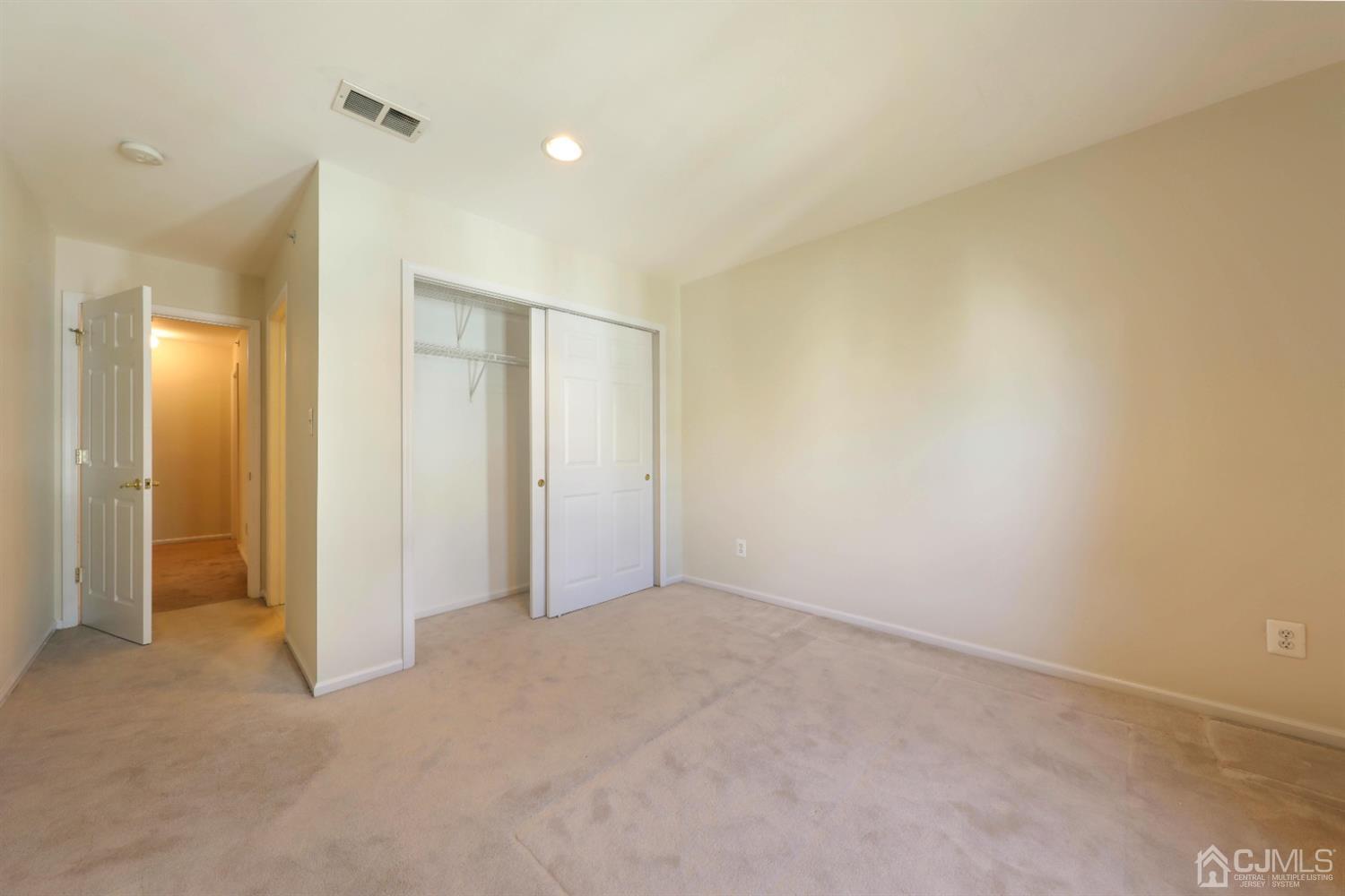 9 Inverness Drive Edison, NJ 08820 - Photo 17 of 19 Gallery Image 17