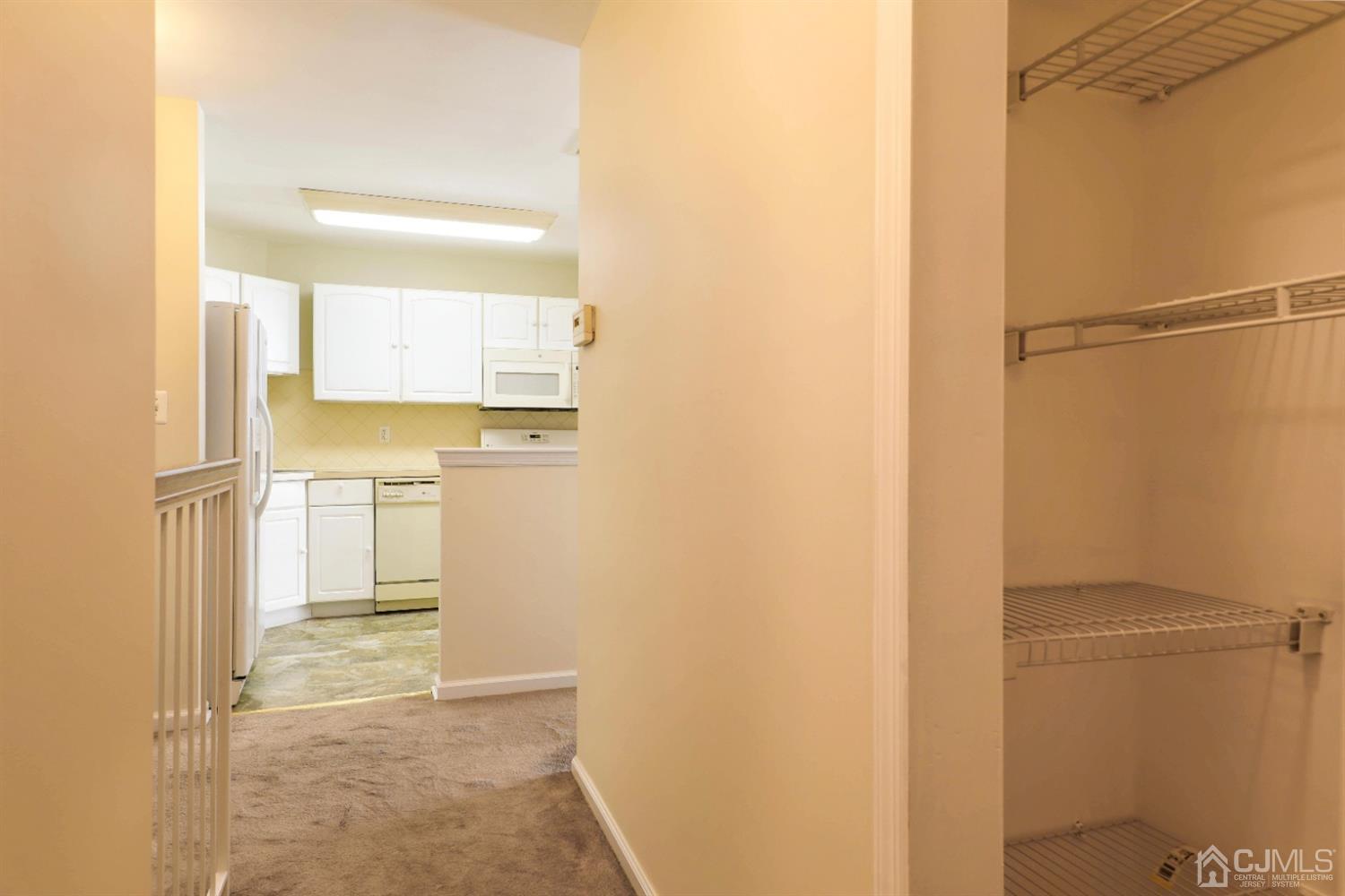 9 Inverness Drive Edison, NJ 08820 - Photo 8 of 19 Gallery Image 8