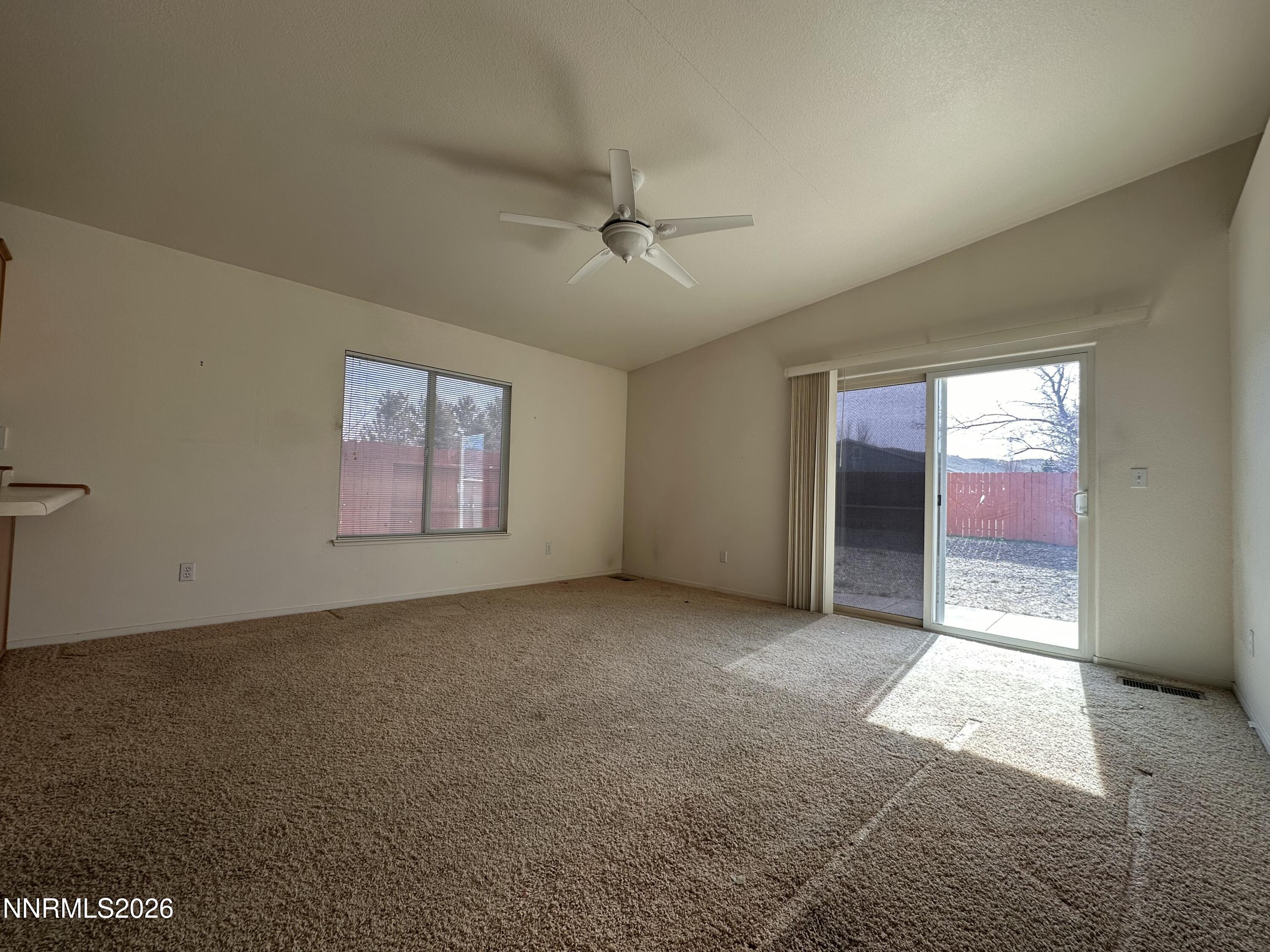 18300 Alderwood Court Reno, NV 89508 - Photo 3 of 6 IMG_2771